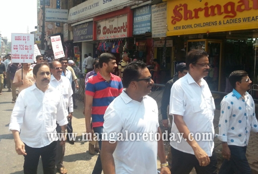 Jewellers take out protest 1